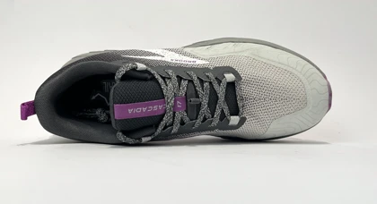 کفش راحتی مردانه بروکس مدل cascadia طوسی مشکی