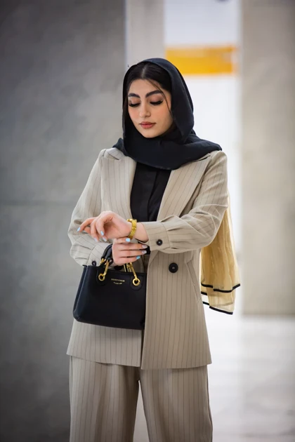 مانتو مازراتی دیپلمات آستین پف میلان