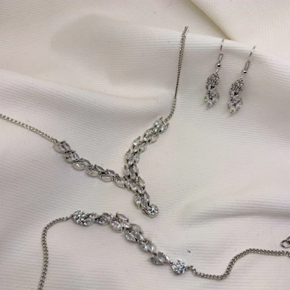 سرویس کامل برند شین مدل «آبشار مارکیز» | طرح جواهر Y با گارانتی 1 ساله