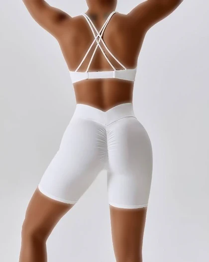 ست ورزشی زنانه فلامنت مدل بکلس