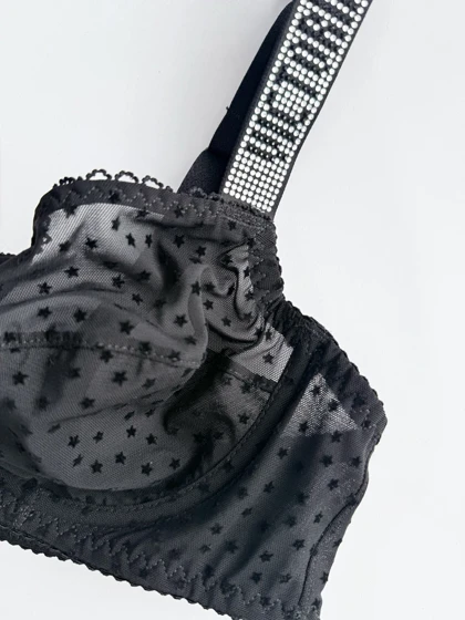ست شورت و سوتین فنر دار گیپور مخمل فانتزی طرح ستاره بند نوشته Victoria's Secret شهره Shohreh