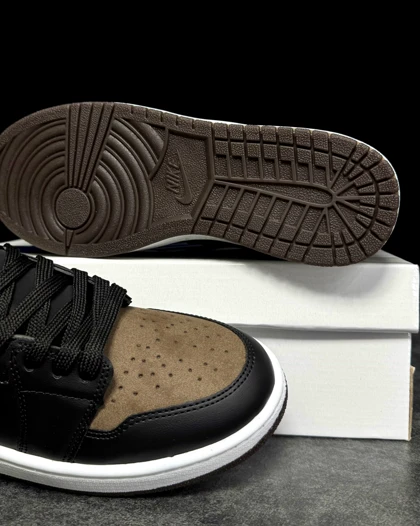 کتانی جردن وان