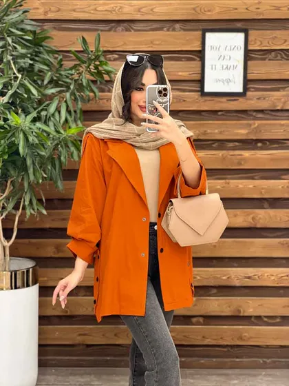 مانتو سرشانه پاگن بغل سه دکمه