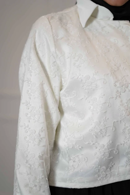 کت سفید دانتل سپید