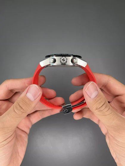 ساعت مچی تگ هویر کورنوگراف اسکلتون بند رابر قرمز Tag Heuer