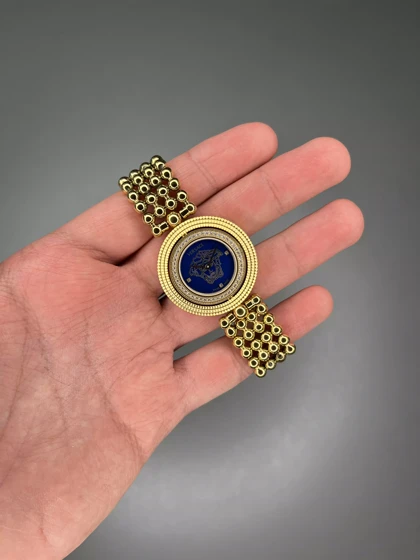 ساعت مچی ورساچه قاب چرخشی صفحه سرمه ای Versace