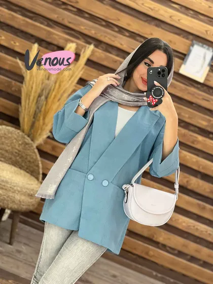 مانتو یقه پهن دو دکمه