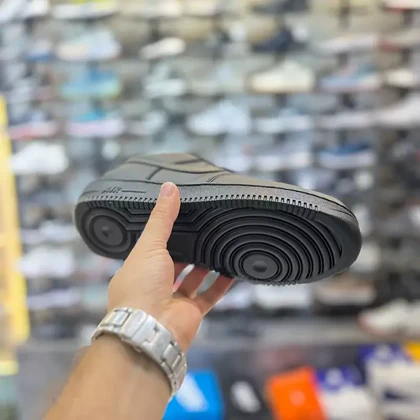 کفش روزمره زنانه نایکی مدل ایرفورس تمام مشکی کیفیت عالی