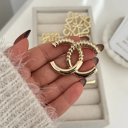 گل سینه شنل کد 907