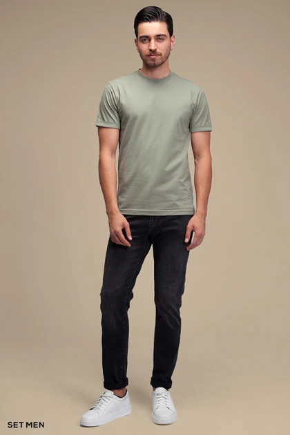 تیشرت مردانه یقه گرد آستین کوتاه