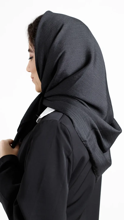 روسری مشکی