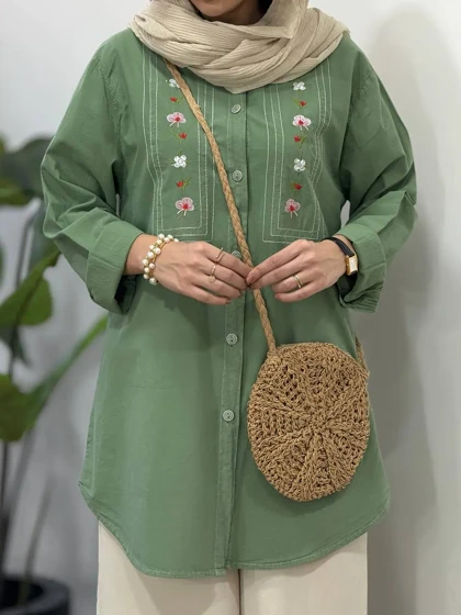 مانتو گلدوزی آیسو مارینا(ایراددار)