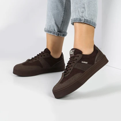 کفش و کتانی ونس راحتی زنانه و دخترانه مدل WARRIOR رنگ قهوه ای کد M958