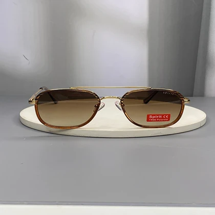 محافظت کامل از چشم با عینک آفتابی اسپریت UV400 و عدسی پلاریزه