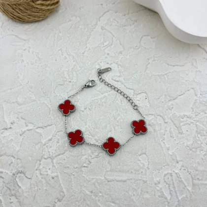 دستبند زنانه شیک با طرح ونکلیف، انتخابی بی‌نظیر