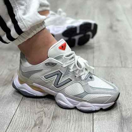 کتانی اسپرت مردانه مدل نیوبالانس NEW BALANCEرنگ سفید طوسی