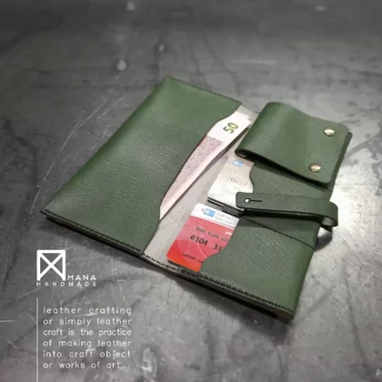 کیف پول بند دار