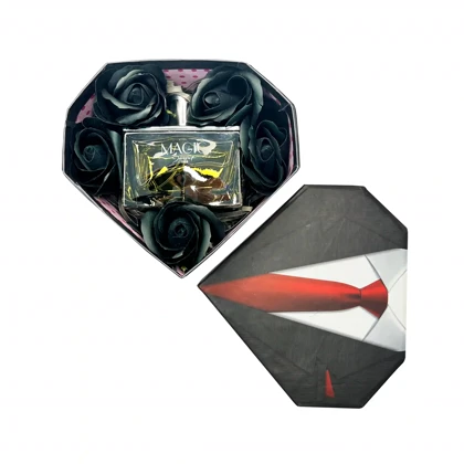 باکس هدیه سفارشی مردانه و پسرانه ست هدیه و گل