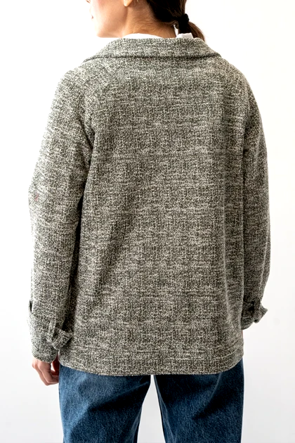 پالتو کوتاه جیب‌دار زنانه