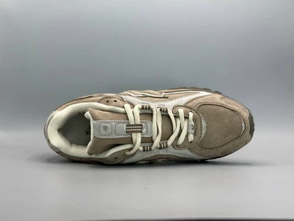 کتانی نیوبالانس 204 نسکافه ای/New balance