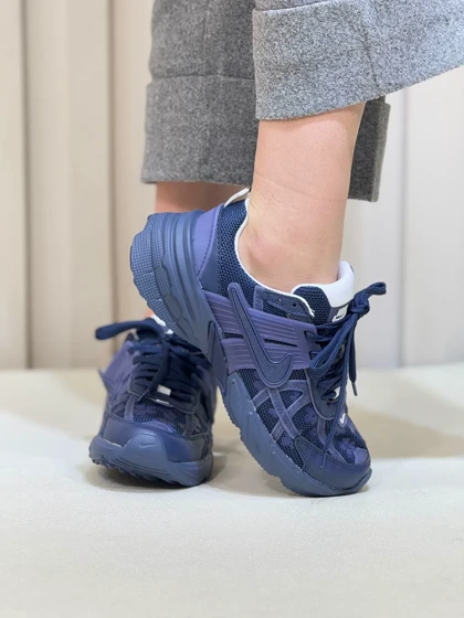 کتانی زنانه نایک وی تو کی طرح گل‌دار | کتانی زنانه نایک وی تو کی طرح گل‌دار nike v2k Flowers Run Womans کد 1325 کد 264