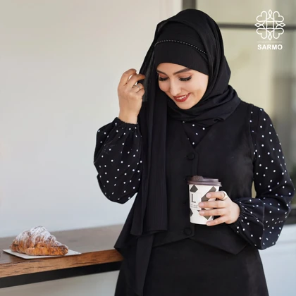 شومیز خال‌خالی