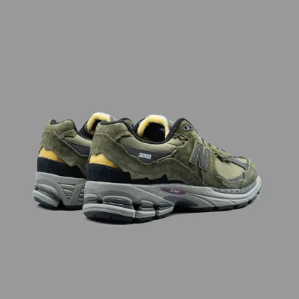 نیوبالانس 2002r پروتکشن پک سبز سدری New Balance 2002r Protection Pack Dark Moss