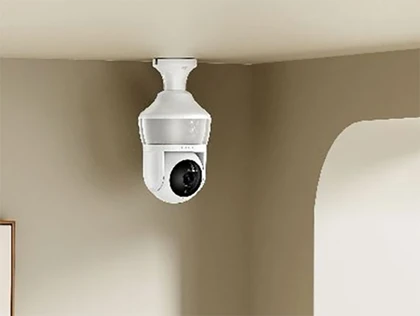 دوربین مداربسته ایکس او XO CR02 Magic Light Bulb 300W Pixel Camera