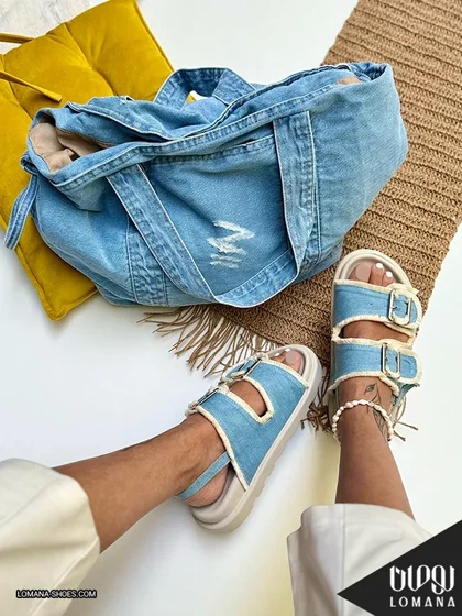 ست کیف جین با سبک آزاد و صندل دوسگک ریش ریش