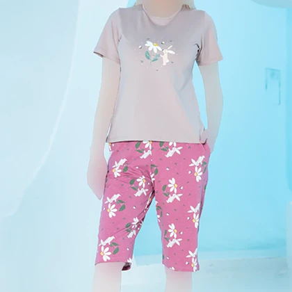 ست زنانه تیشرت یقه گرد و شلوارک چاپدار بلکس (نیکوتن پوش) کد 61446