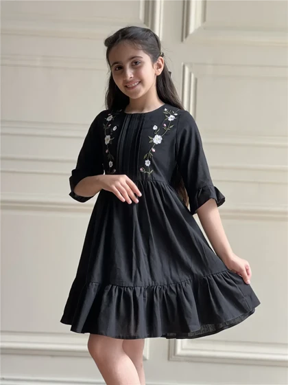 پیراهن جلو گلدوزی