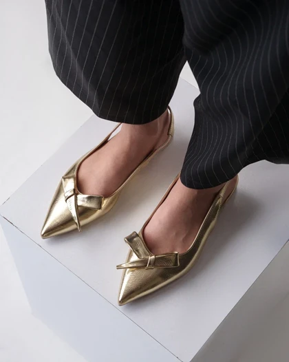 صندل زنانه مدل Stradivarius Sandal - SGl066