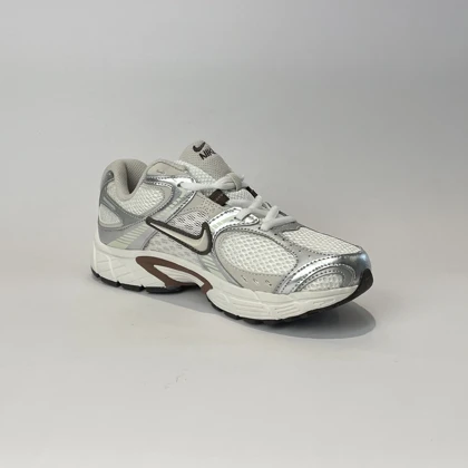 کفش ورزشی نایک وی فایو کی v5k کرم قهوه ای کیفیت مستر