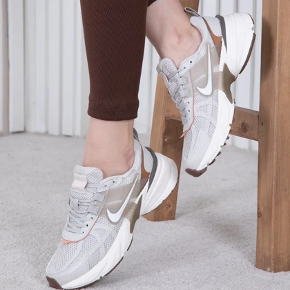 کتانی دخترونه وارداتی مستر NIKE_V2K
