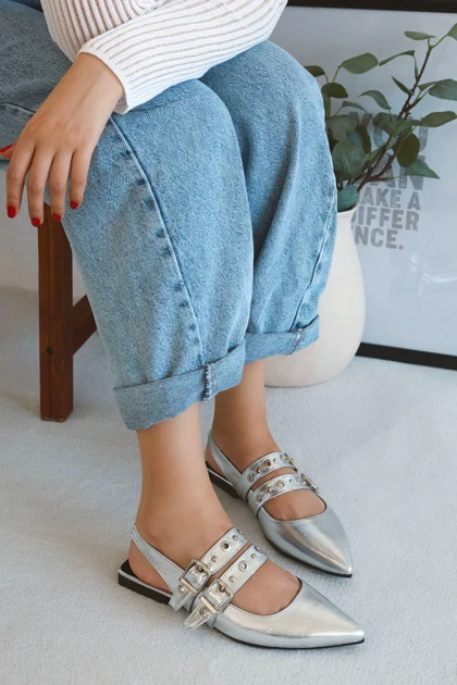 کفش پاشنه‌بلند کلاسیک زنانه polka-store polka-store