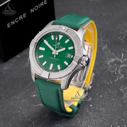 ساعت برایتلینگ سبز Breitling Avenger B01-SG