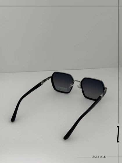 عینک آفتابی فراگامو