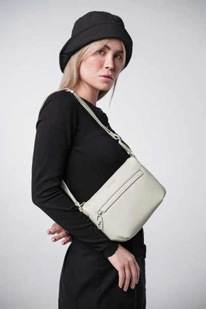 کیف دوشی زنانه دیوید جونز مدل David Jones CM7540