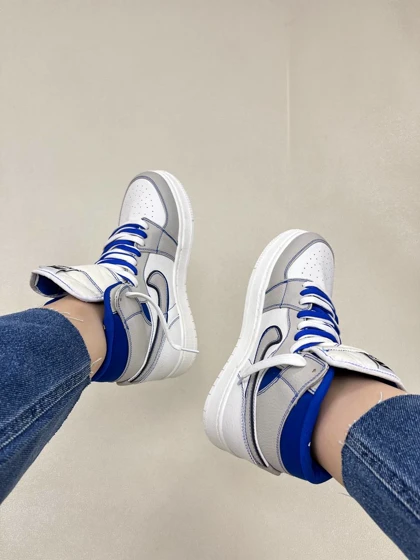 کتانی ونس ساق‌دار زنانه ساق‌دار ایر جردن بلو فانتوم NIKE JORDAN1 blue fantom کد :912 دختر طهرونی