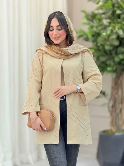 مانتو برش‌دار بغل چاک