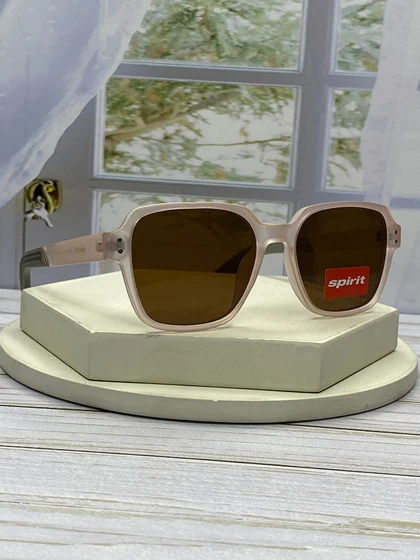 تجربه رانندگی ایمن با عینک اسپریت؛ فریم کائوچو سبک و عدسی UV400 پلاریزه برای دیدی شفاف و بدون خیرگی