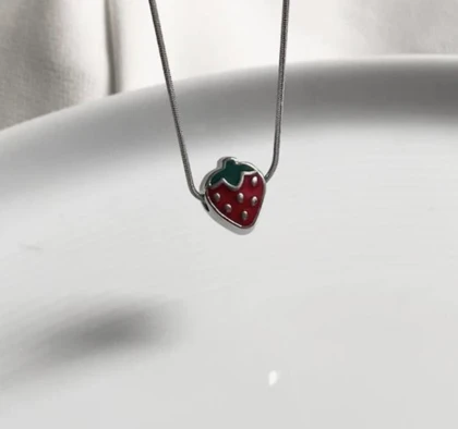 گردنبند توت فرنگی🍓