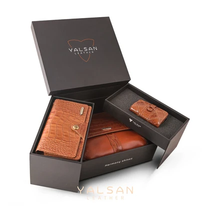 ست هدیه زنانه چرم یلسان مدل ساینا کد RDS-CHN-056-GC