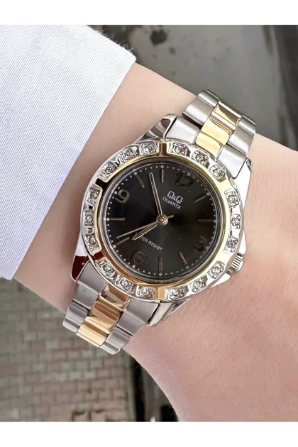 ساعت زنانه qandq