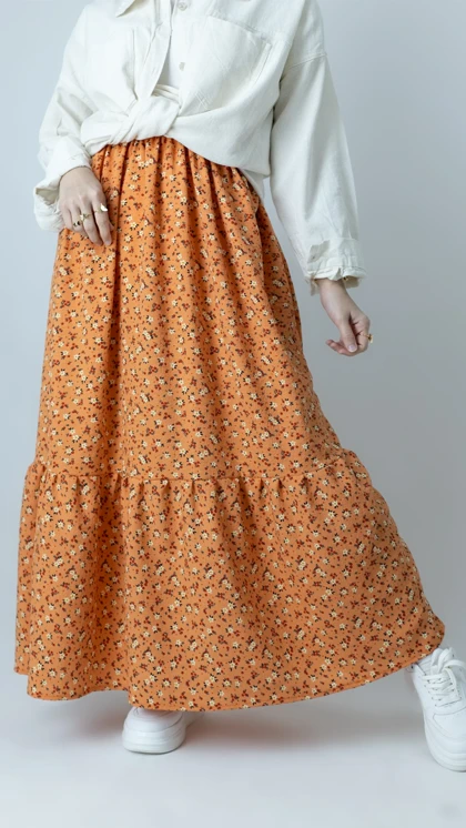 دامن گل‌گلی