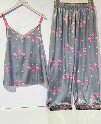 تاپ و شلوار ساتن زنانه کد3-9517 طرح فلامینگو