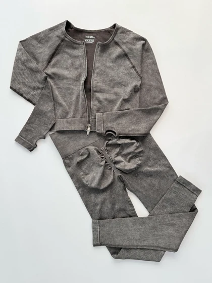 ست سویشرت فینگر دار دو زیپ و لگ پشت چروک ورزشی سیملس برفکی