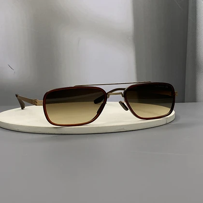 عینک آفتابی آیس‌برلین تیتانیوم با لنز پلی‌کربنات پلاریزه UV400 نشکن و انعطاف‌پذیر ic! berlin