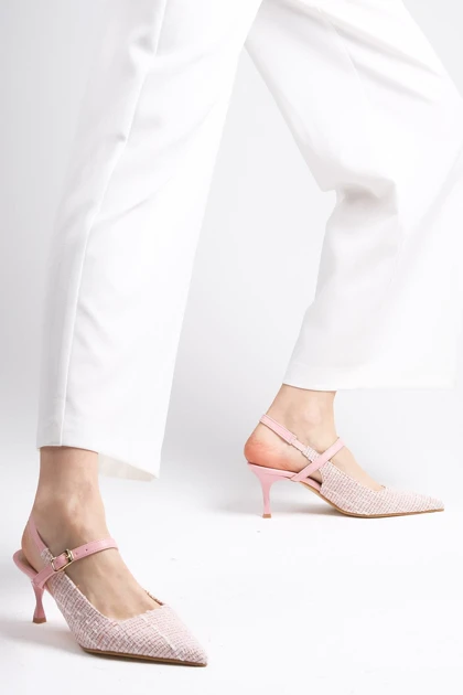 کفش پاشنه‌بلند کلاسیک زنانه میوگوستو mio-gusto