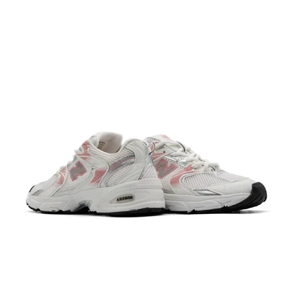 کفش کتانی زنانه نیوبالانس مدل 0530